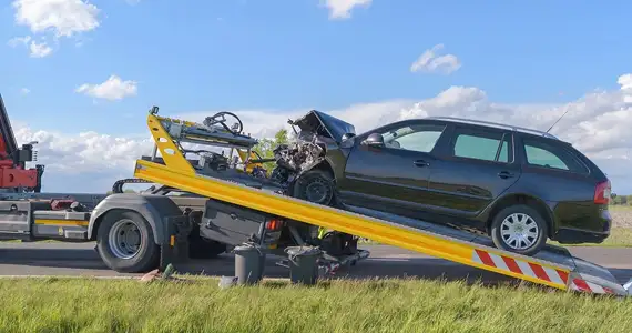 ENLEVER LES ÉPAVES DE VOITURE